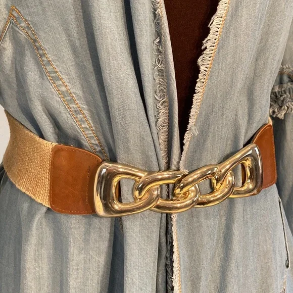 Vintage stretch belt with large gold chain link buckle - Picture 3 of 12